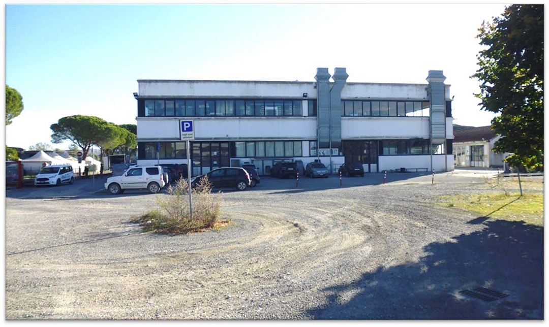 Capannone industriale a Monteroni d'Arbia, Siena