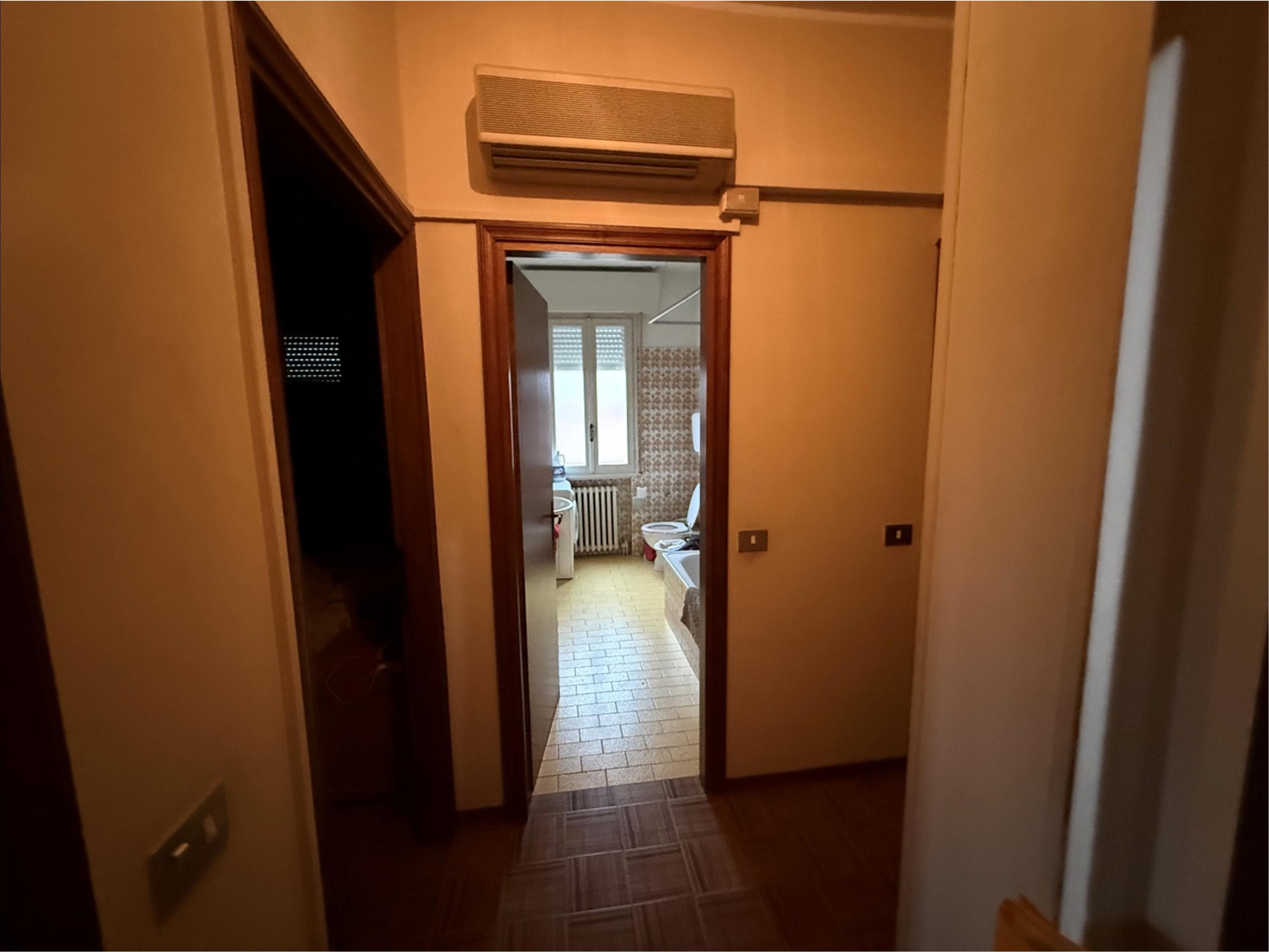 Abitazione civile in Via Benedetto Antelami n. 1 a Carpi — asta giudiziaria — fotografia 5